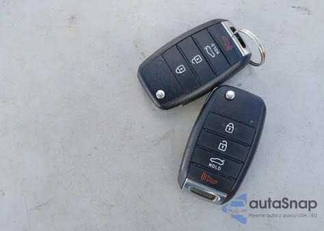 2017 Kia Optima Lx z USA, uszkodzony, nr VIN 5XXGT4L36HG164429